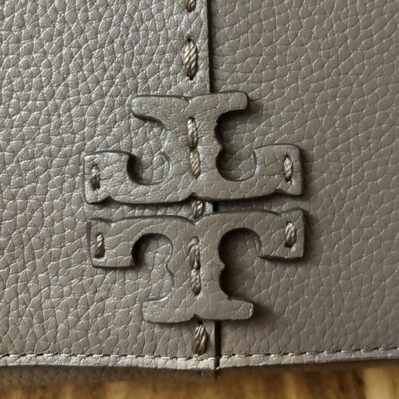 Tory Burch McGraw Wallet Crossbody Bag in Silver Maple